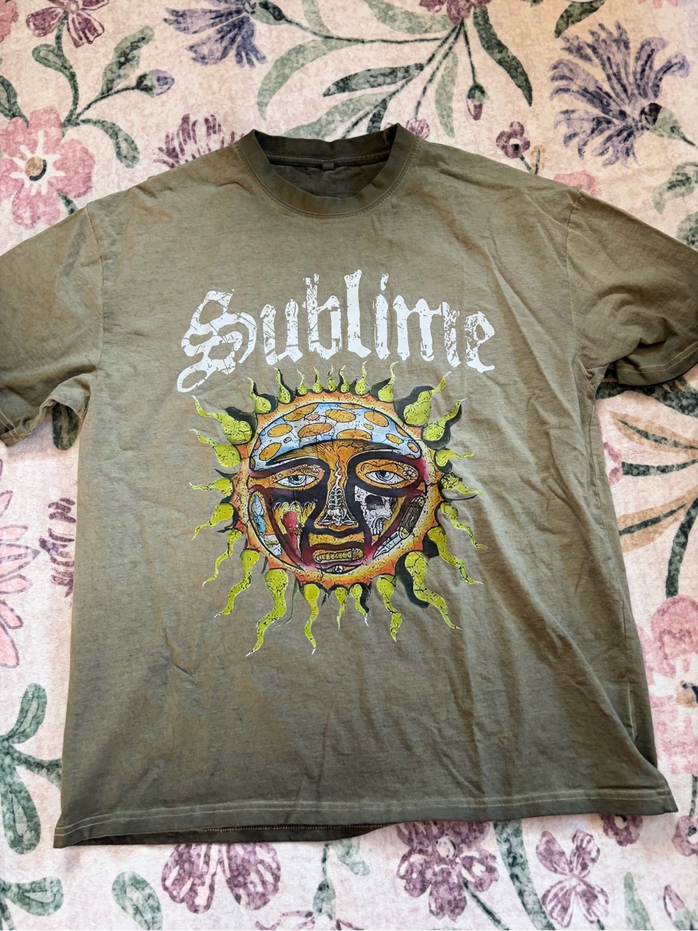 Sublime Sun Graphic Tee - Olive Green